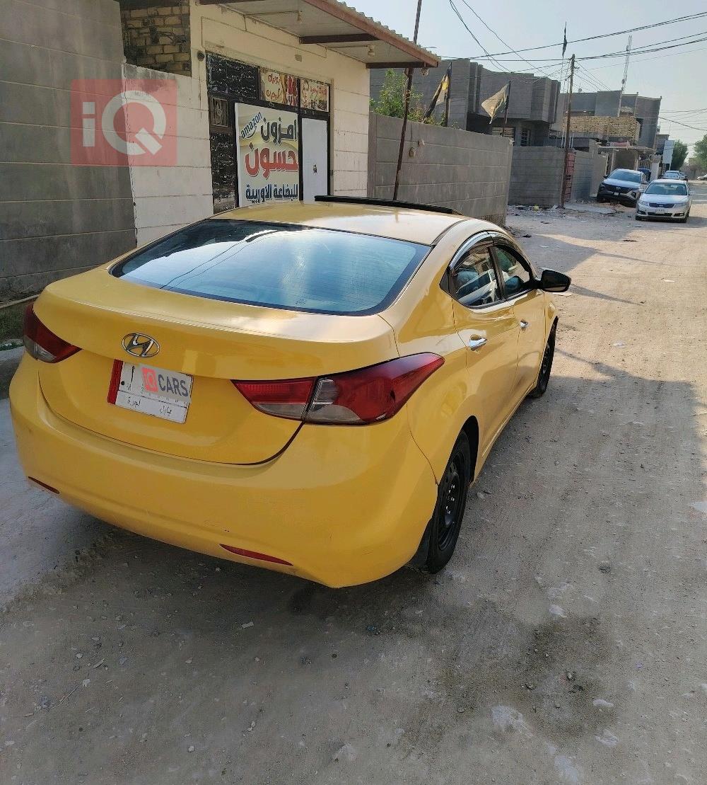 هیۆندای ئەلەنترا